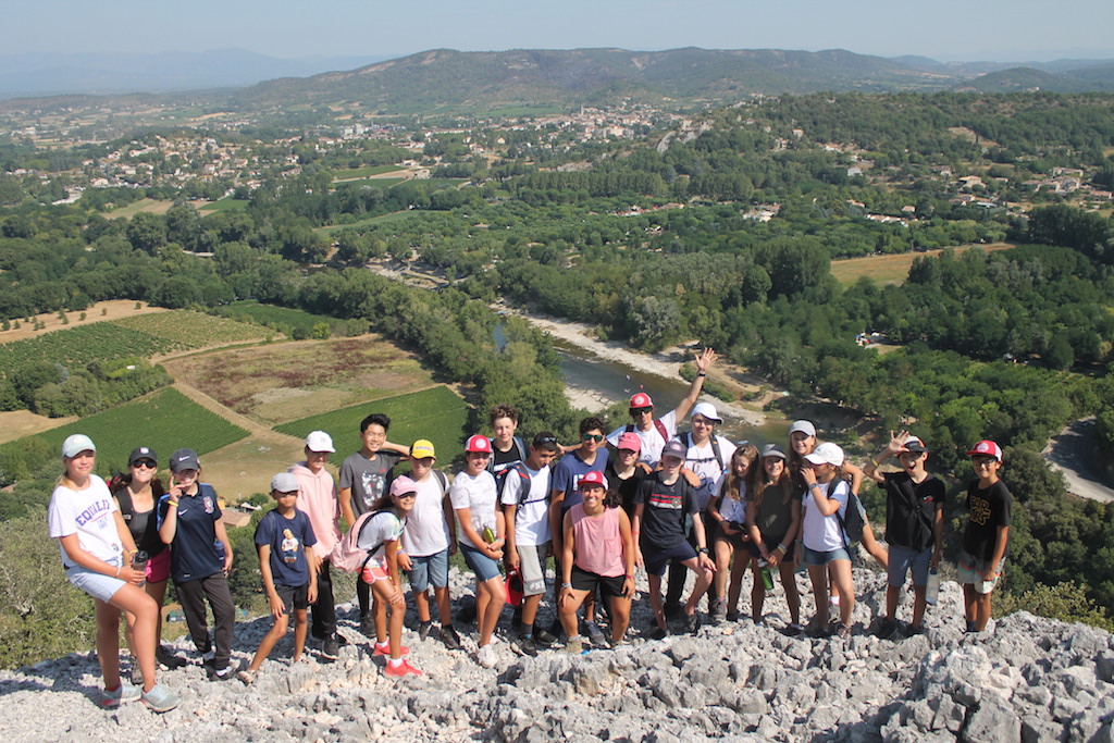 Village Camps International Summer Camp Ard&egrave;che, France 2019-07-26 https://www.villagecamps.com/journals_admin/images/2236-7414-FlagHike9 copy.jpg